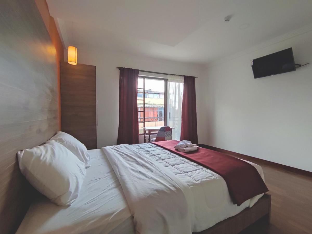 Hostal Nizza Cuenca Eksteriør billede